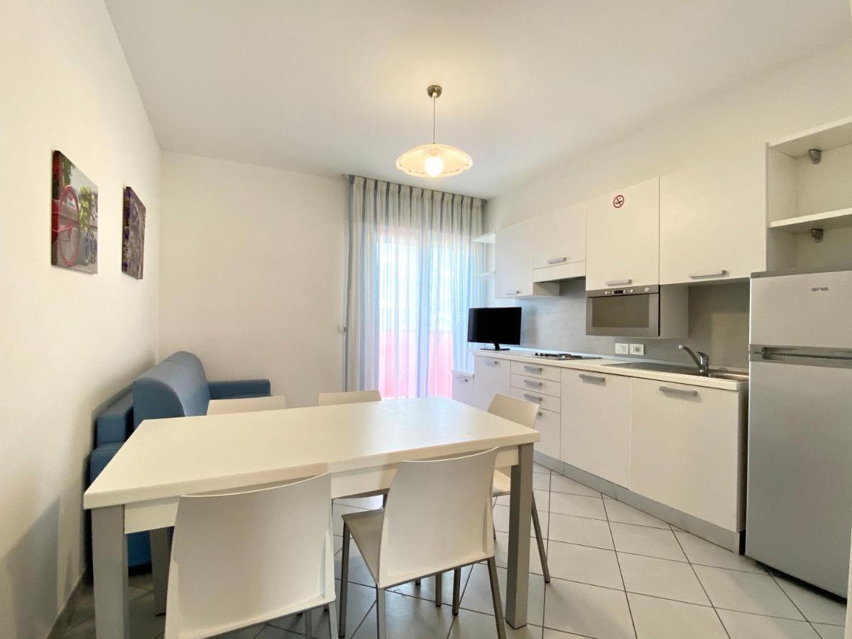 Artesi - Carraro Immobiliare Jesolo - Family Apartments Екстер'єр фото